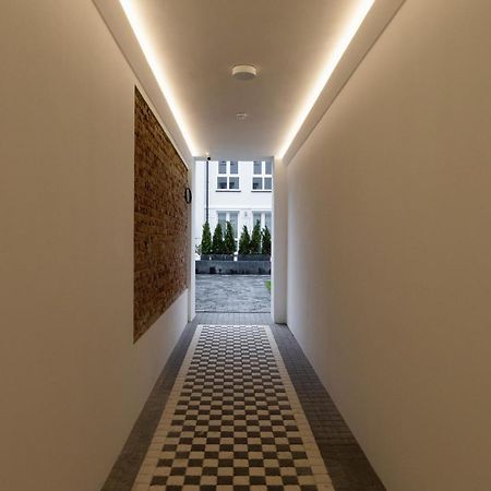 City Studio With Ac Czarnowiejska By Renters Krakow Luaran gambar