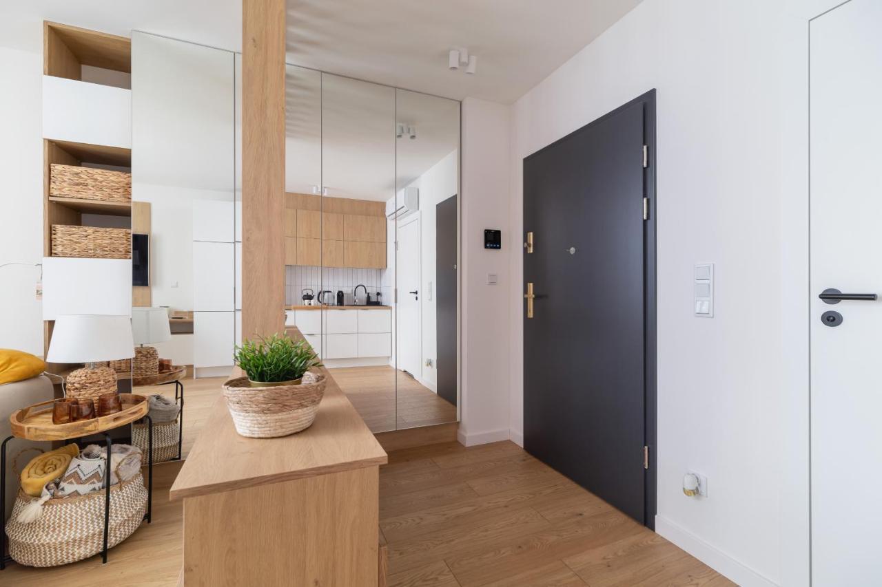 City Studio With Ac Czarnowiejska By Renters Krakow Luaran gambar